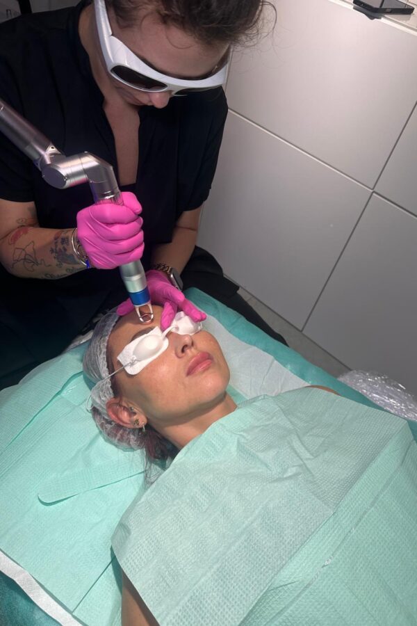 02329b53-f25e-42a6-a666-53e9d43a033a