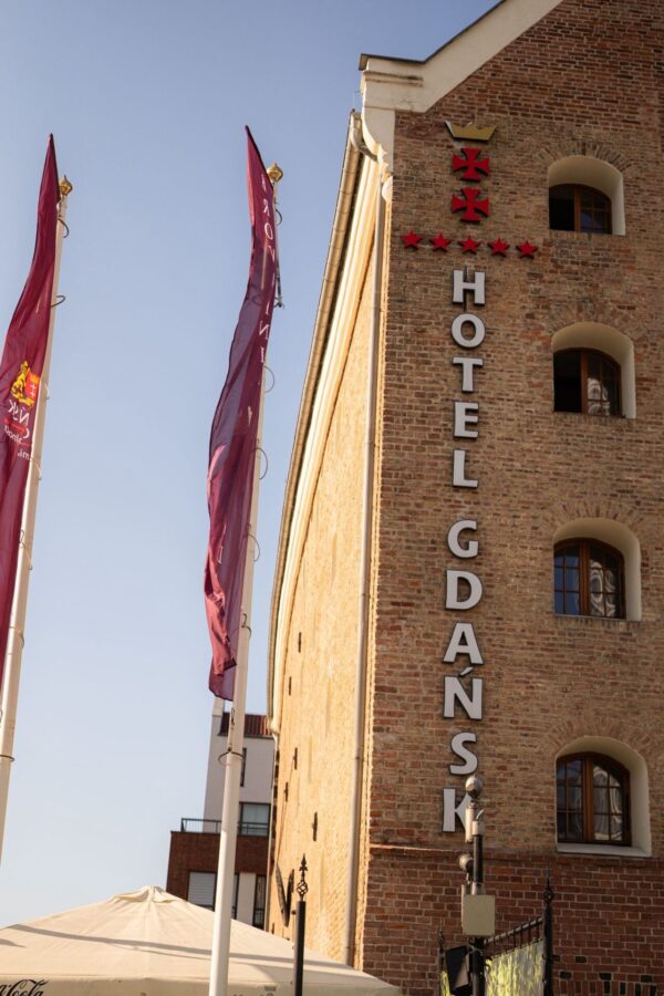 32f3b880-4a49-4863-a156-f4b3d7b06b9a