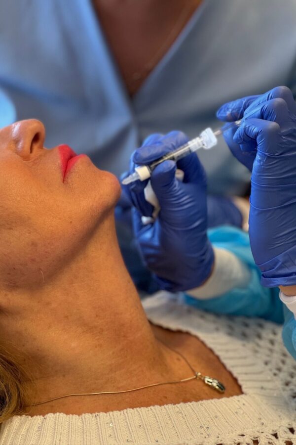 59fe01c8-0a09-4386-922d-9e294a5be55e