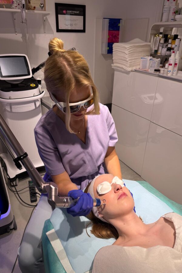 5aeae4dd-6161-47ab-a43d-d552937a04c4