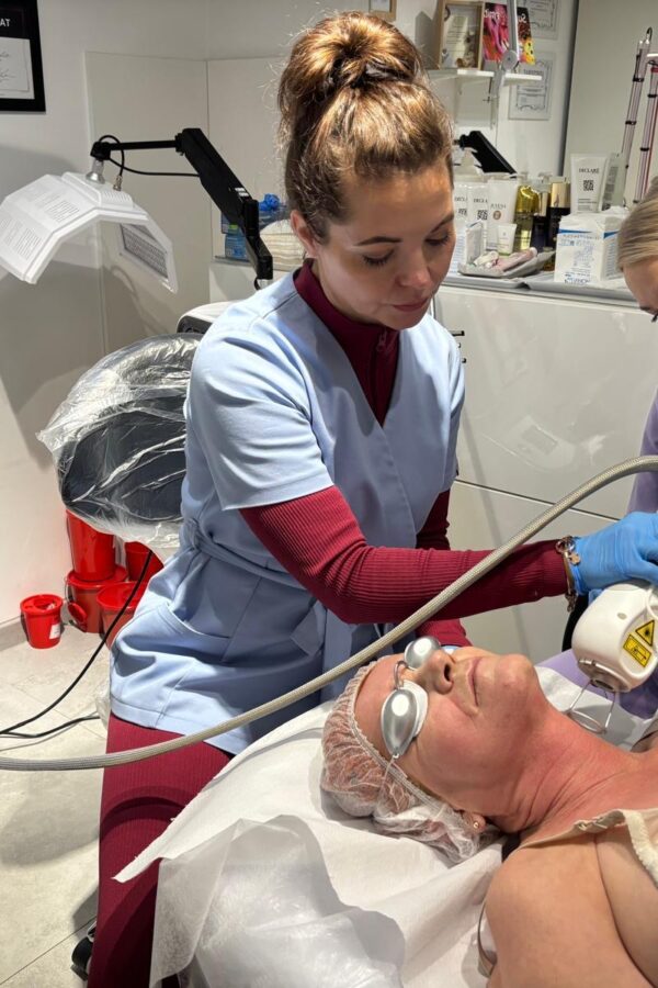 6b7748a2-3a72-42ae-b2fb-4978e75daa8f