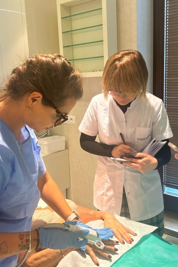 6feea733-0f6b-412c-b848-c3e0b7874e71