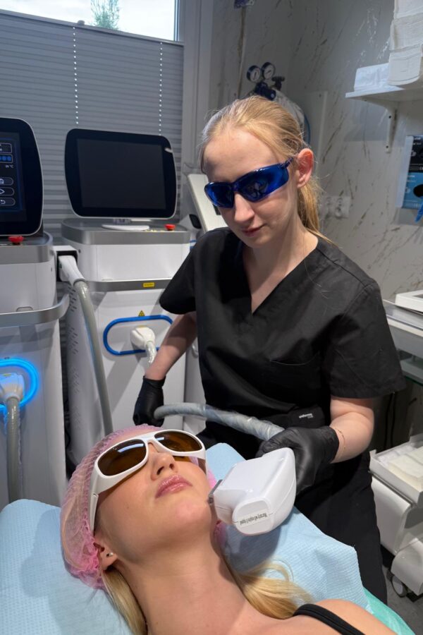 8a449696-8e78-450b-bea4-66b9a01f898e