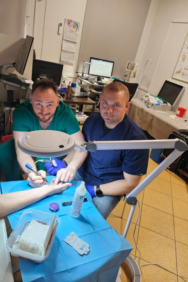 b81bbbf5-7262-4997-8337-11bfd2b77a21